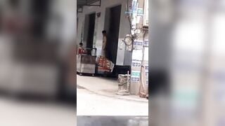 Ga đường là cho tiền