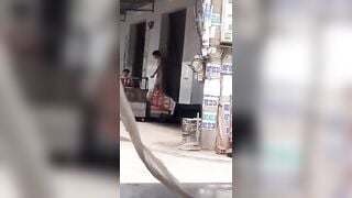 Ga đường là cho tiền