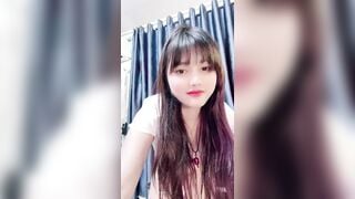 Phần 1: gái xinh chuppy live app show hàng to tròn cực múp
