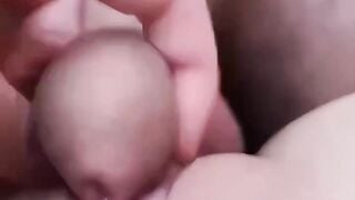 có zị thui mà cười nãy giờ 😂
