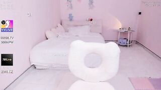 gai teen xinh xắn live thủ dâm với sextoy cực nứng