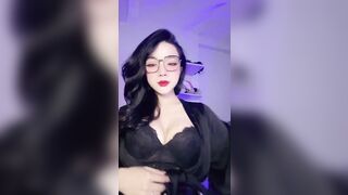 gái teen vú to xinh gái dâm đãng live app làm tình với Ny cực nứng