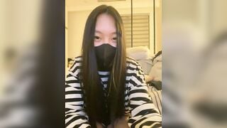 bé HS non tơ tập tành live app 18 để show hàng nói chuyện cực nứng phần 2