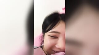 gái xinh hàn quốc thủ dâm rên rỉ bắn nước tung tóe