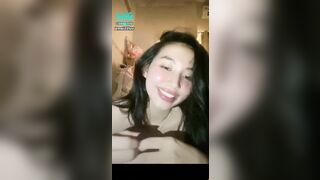 em gái xinh gái dâm đãng móc bím nước chảy trắng xóa bím