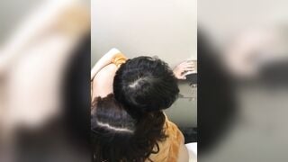 quay lén đôi bạn trẻ vào nhà vệ sinh để làm tình