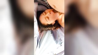 mỗi buổi sáng mở mắt là đè nhau ra để địt nhau