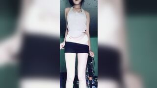 Bé Lệ Thủy Xinh Gái Lồn Hồng Thích Móc Lờ Dâm Thì Thôi Rồi