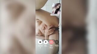 Bé bùi thu litmatch xinh gái gạ mãi em mới chịu show hàng
