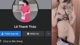 Clip Hot Lê Thanh Thảo Mặt Đẹp Chuẩn Mình Dây Thủ Dâm