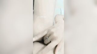 Clip Hot Trà My 2ka7 Thủ Dâm Nguyên 2 Ngón Tay