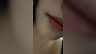 em là tượng nên em không biết nhún