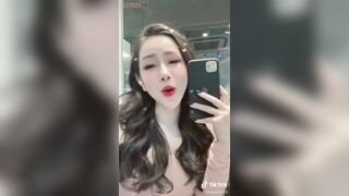 Clip Hot Phan Quế Chi Nắm Tóc Bú Cặc Cho Bạn Trai