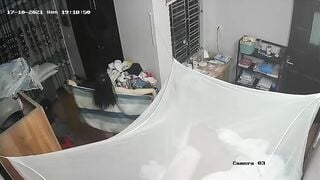 Hack Được Cam Nhà Có Con bé xinh quá các ông.