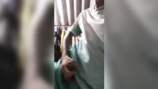 Thiếu niên thủ dâm