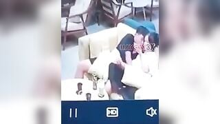 Clip Hot Cặp Đôi Làm Chuyện Ấy Trong Quán Trà Sữa