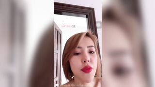 Clip Hot Ngân 98 Tắm Thấy Rõ Khe Bướm
