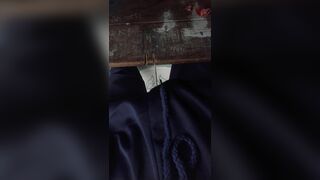 Đang học mà cứng ko ai cho xin zl kb show chơi