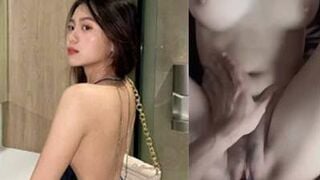Sex Thúy Quyên 2k4 Con Gái Đường Body Tuyệt Phẩm Làm Bố Đường Mê Mệt