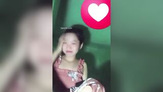 Sex Năn Nỉ Em Cho Anh Xem Lồn Em Xí Thôi Mà