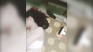 Sex Qua Giúp Con Bạn Cùng Lớp Dọn Phòng Sẵn Lấp Đầy Lồn Thiếu Tinh Của Nó