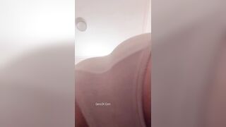 Bú Mút Liếm lồn con bạn Chát Sex qua Điện Thoại Chuppy Ngon bị phát hiện