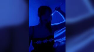 em gái xinh ngực khủng tròn đẹp show hàng