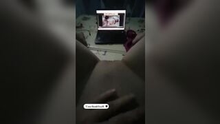 em SV nứng lồn thèm địt vừa xem sex vừa thủ dâm cực nứng