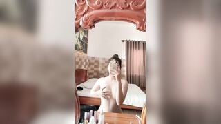 em SV nứng lồn thèm địt vừa xem sex vừa thủ dâm cực nứng