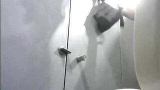 Tổng hợp clip quay lén wc Trung Quốc