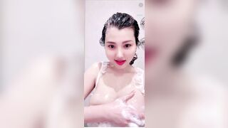 Sex Gái Việt Nam Live Vừa Tắm Vừa Thủ Dâm Xem Nứng Buồi