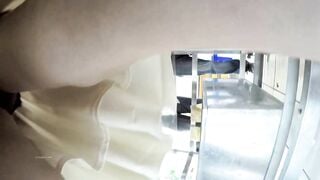 Quay lén gái không mặc quần lót P2
