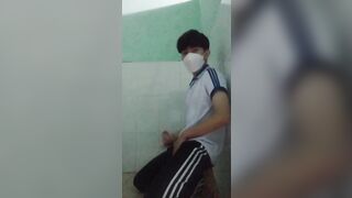 Vừa đi học về thủ dâm luôn