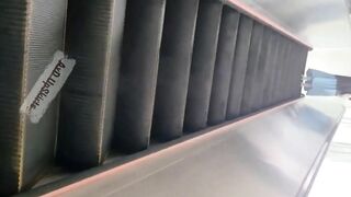 Quay lén gái không mặc quần lót P18
