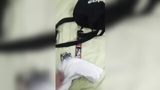 Sex Cho Vợ Đi Làm Công Nhân Dắt Trai Về Phòng Ngủ Xài Cả Dầu Gội Durex