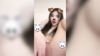 Chuỗi series video em gái số 8