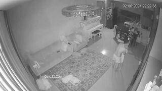 Sex Hack Cam Vợ Chồng Làm Tình Trong Phòng Khách Cực Cháy