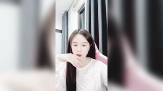 Sex Yylive Khoá Phòng Show Vú Cùng Gái Xinh