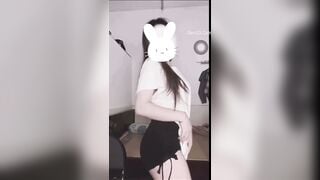 Sex Thuỳ Anh Nhún Nhảy Cực Dẻo Theo Nhạc Hot Trend Tiktok