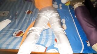 Sex Địt Cô Giáo Ngữ Văn Trong Bộ Áo Dài Màu Vàng