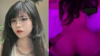 Sex Hoàng Lan Anh 2k3 Cá Tính Dâm Đãng Cưỡi Ngựa Giỏi