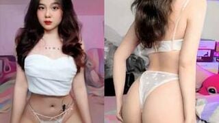 Sex Bảo Trâm 2k4 Body Sang Xịn Mịn Thích Cưỡi Ngựa