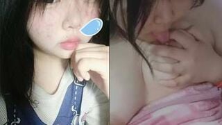 Sex Thuỳ Ngân 2k5 Mũm Mĩm Show Bím Thủ Dâm Với Cu Giả