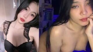 Sex Hương Phạm Chuẩn 1 Con Đĩ Dâm Đãng Vú Mông Căng