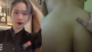 Sex Tuyết Nhi Nhân Viên The Coffee House Bị Anh Quản Lý Doggy Lút Cán