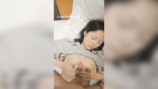 Sex Đón Tiếp Em Họ Tới Nhà Chơi Giúp Thoả Mãn Con Cu