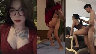 Clip Sex Em đã dâm còn đeo kính cận bế lên chịch lút cán như này em sướng run cả chân