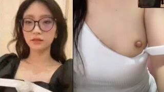 Sex Hanaa Call Show Trả Phí Với Hot Girl Đeo Kính Dáng Nuột