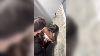 Clip Sex Lồn Thì Cho Đút Mà Đéo Cho Hôn Môi Là Sao