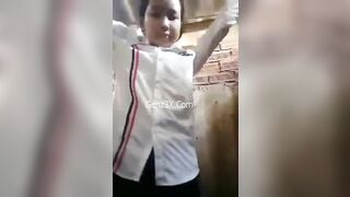Sex Thảo My 2ka10 Trốn Vào Nhà Tắm Móc Bím